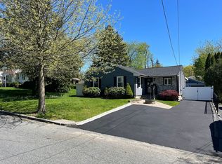 86 Randall St, Worcester, MA 01606