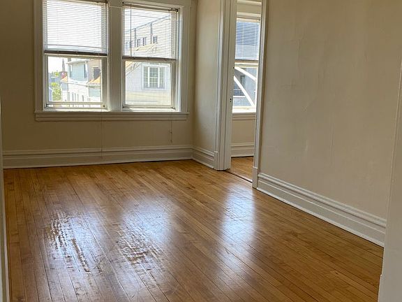 4th image of 2475 N Clybourn Ave APT 3F