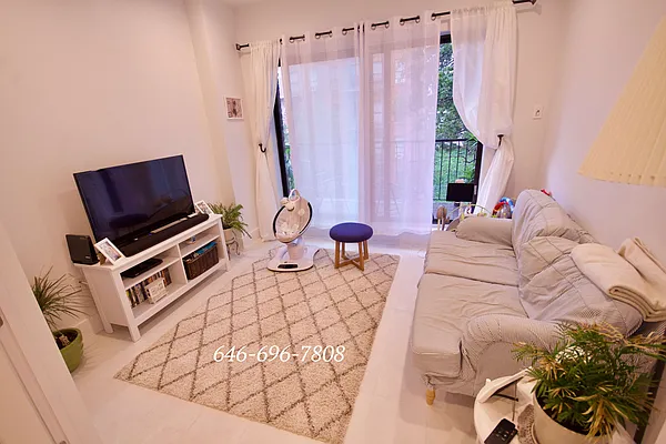 Rented by Brickwood BWR LLC | media 38