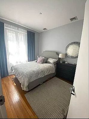 5th image of 46 W 14th St APT 2