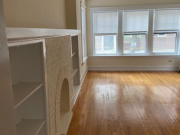 2nd image of 3350 W Sunnyside Ave #1