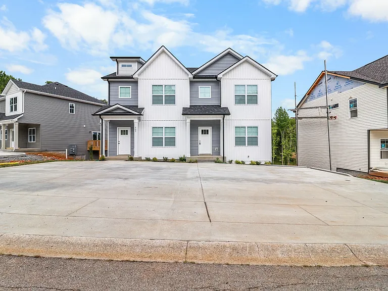 409 Cook Dr #B — Photo 4