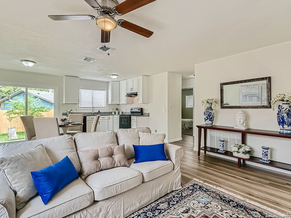 1st image of 1403 Hunter Blvd