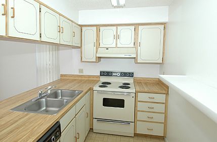 5th image of 3185 River Gardens Ct