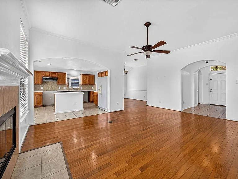 12807 Canyon Echo Dr — Photo 6