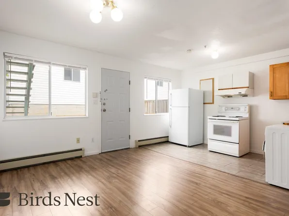 4502 Nanaimo St, Vancouver, BC V5N 5J4