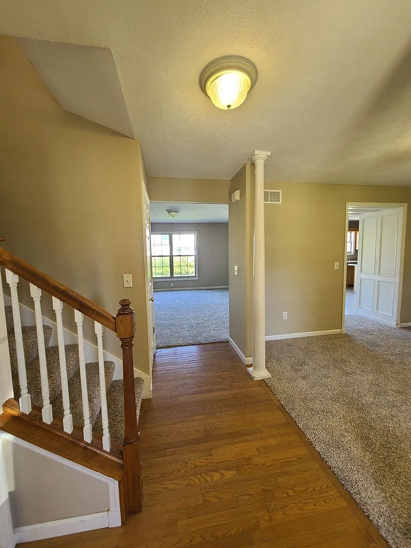 914 Switchgrass Lane — Photo 3