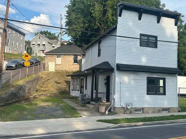617 N Main St, Pittston, PA 18640