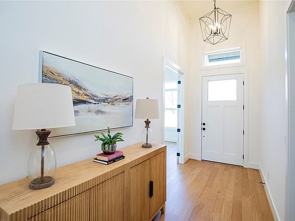 4th image of 3560 Bridger Ln