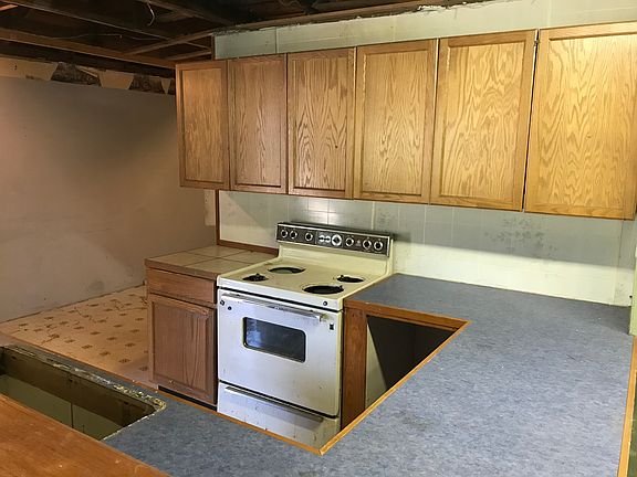 4th image of 6548 E Blvd Ne
