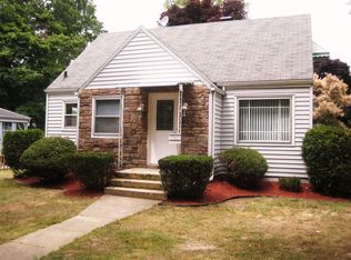 1721 Fulton St, Kalamazoo, MI