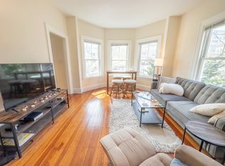 11 Wendell St #3, Cambridge, MA 02138