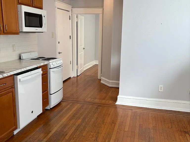 4203 Chester — Photo 14