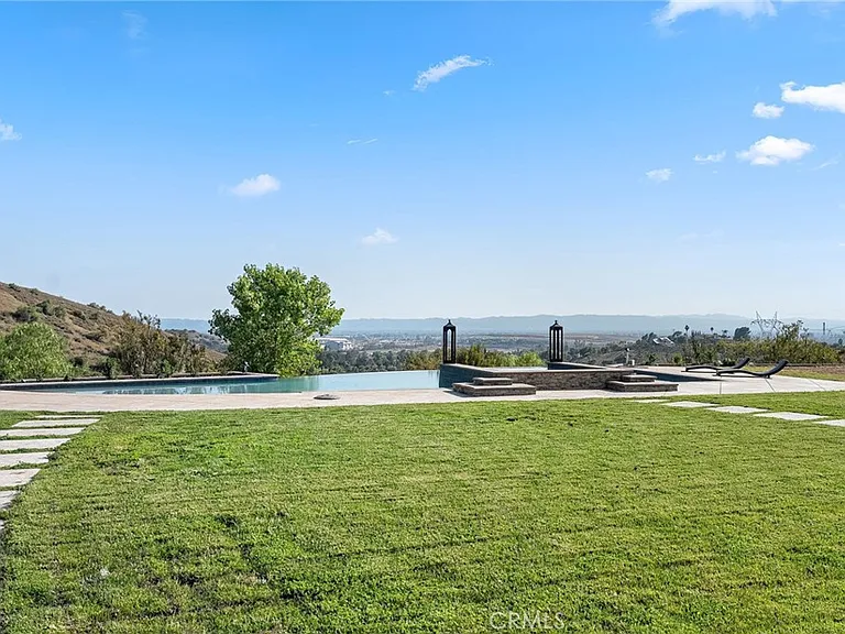 10727 W Stallion Ranch Rd — Photo 31