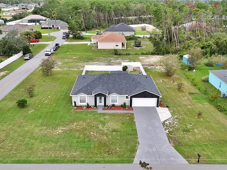 10648 SW 38th Ave — Photo 45