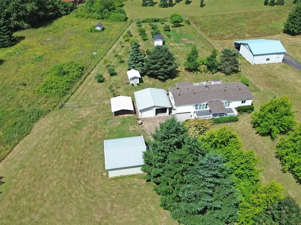 106 Maulwee Drive, Silver Creek, WA 98585