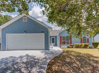 2292 Red Rose Ln, Loganville, GA 30052