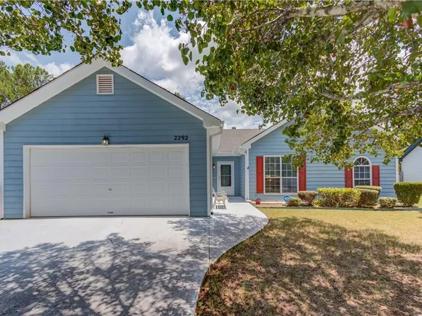 2292 Red Rose Ln, Loganville, GA 30052