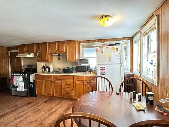 2nd image of 28 Cherry St #2A