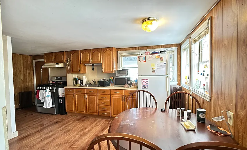 Building Photo - 28 Cherry St #2A