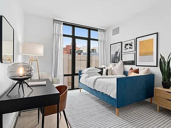 5th image of 92-17 160th St #2211
