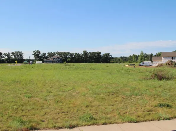 1020 26th Street Loop, Sartell, MN 56377