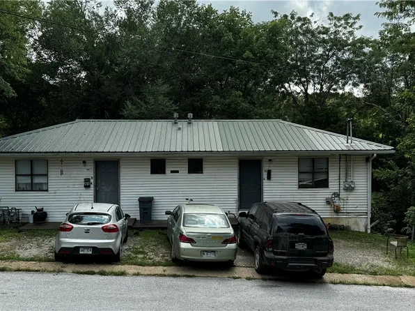 201 McCloud St, Berryville, AR 72616