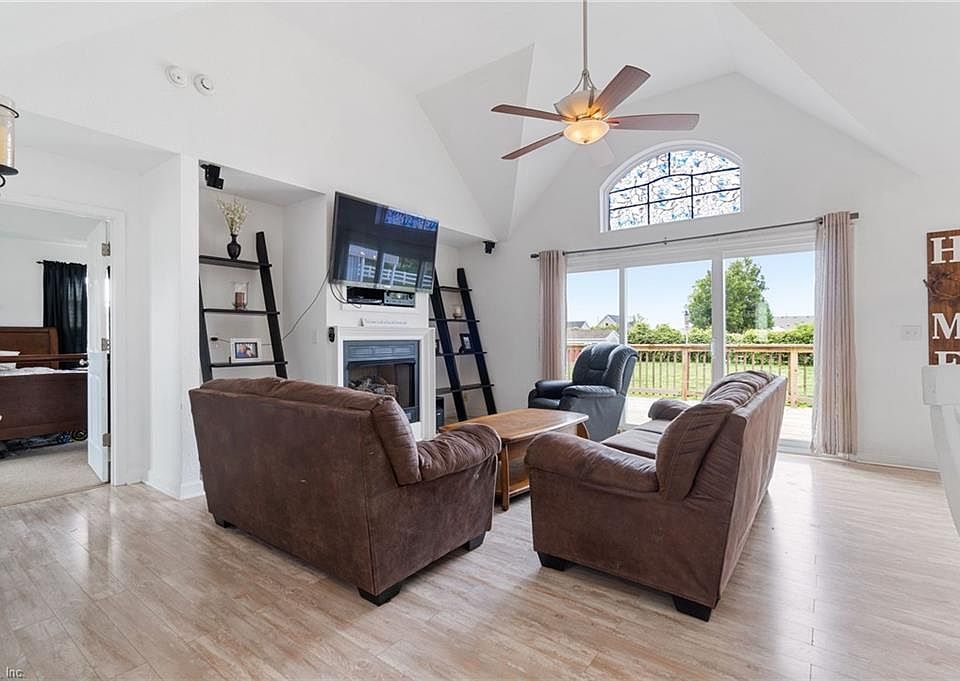 105 Chickadee St, Moyock, NC 27958 Zillow