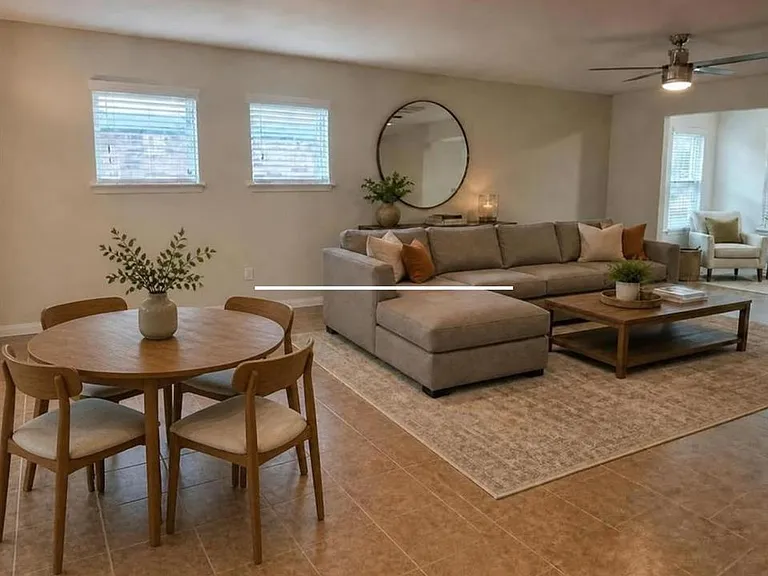 410 Holiday Creek Ln — Photo 16