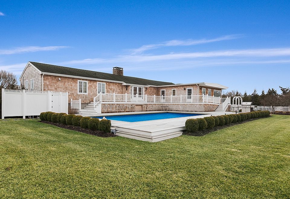 1st image of 71 Bayfield Ln