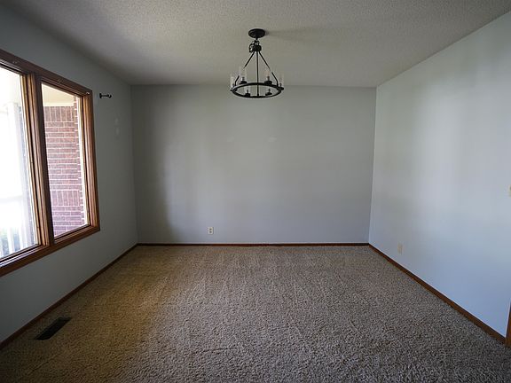 3rd image of 2339 N Stoneybrook Ct