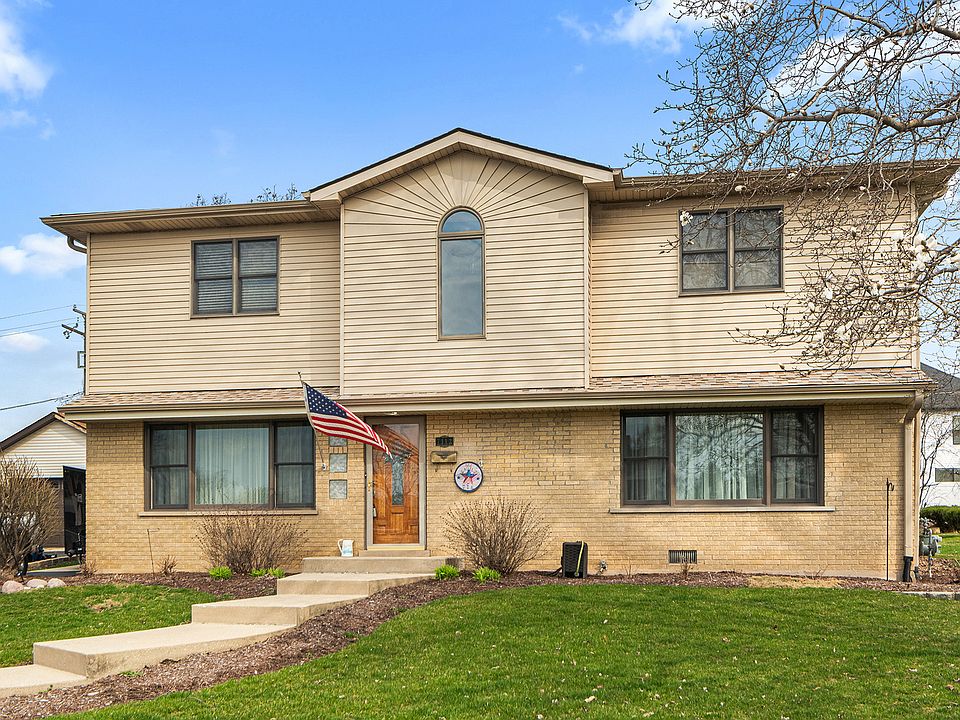 1st image of 7112 W 114th Pl