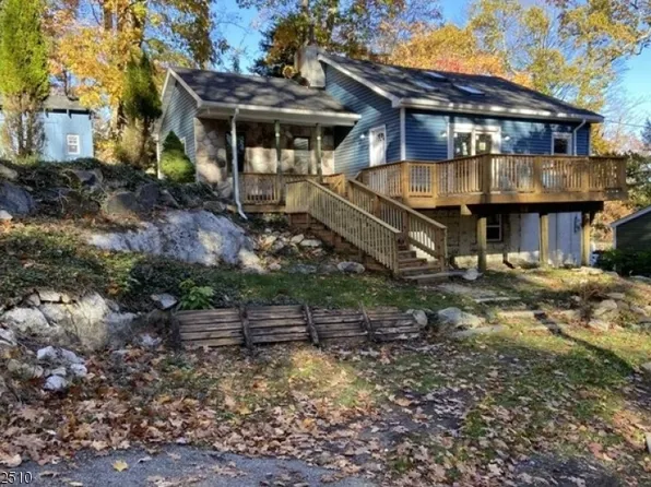 20 Paterson Rd, Hewitt, NJ 07421