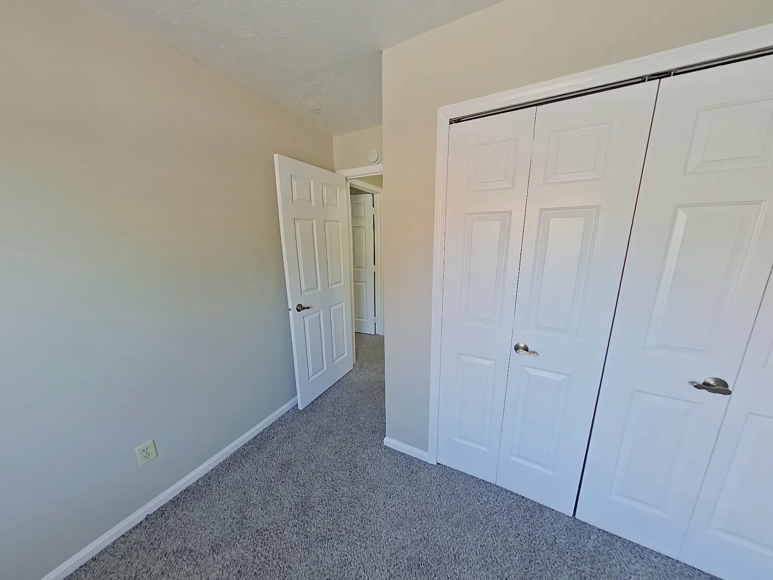 2 bed, $1,250 — Photo 4