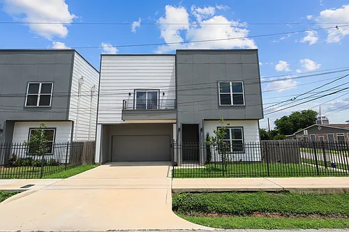 3437 Shelby Cir Photo 1