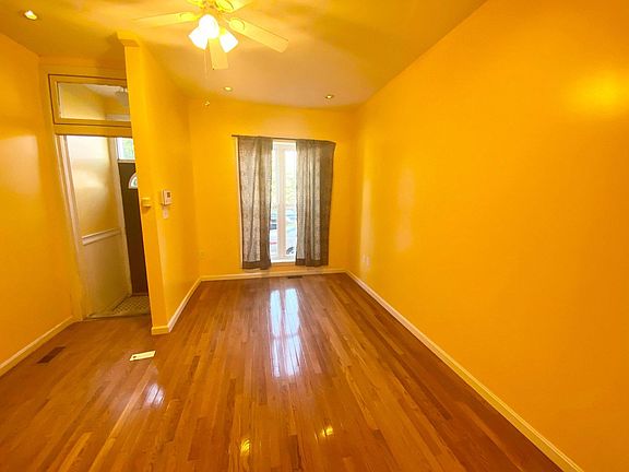 4th image of 155 N Ellwood Ave