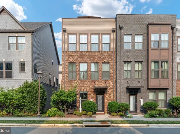 22318 Tees Ter, Ashburn, VA 20148