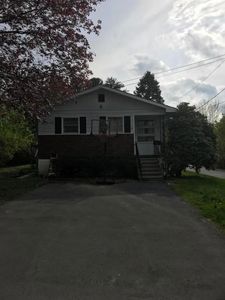 97 Elizabeth St, Dallas, PA, 18612