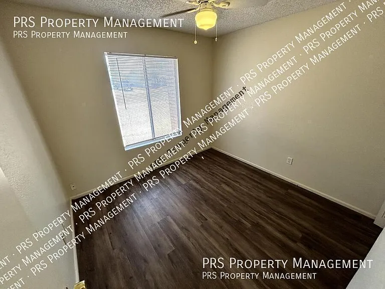 3226 N Sycamore Pl — Photo 23