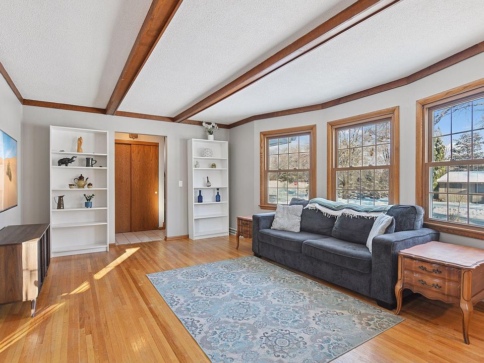 2908 Cedar Knoll Ct, Minnetonka, MN 55305 | Zillow