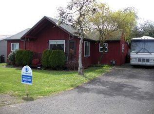948 Prospect St, Oregon City, OR 97045
