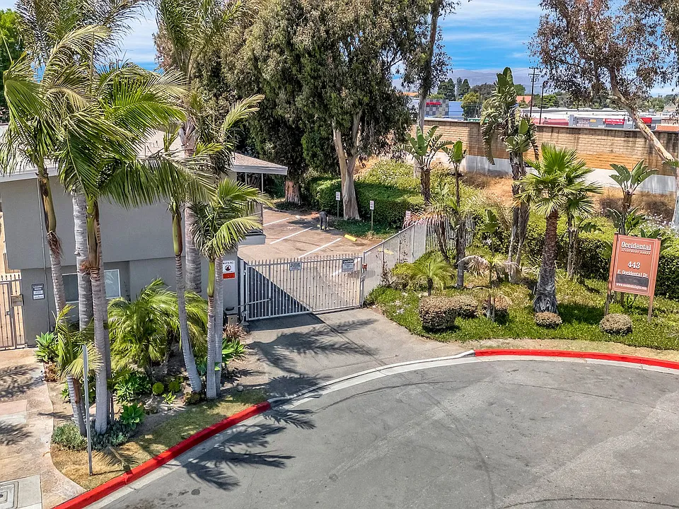 Oxnard Occidental Apartments
