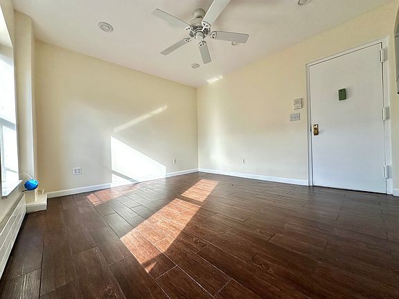 2nd image of 241 Smith St #5