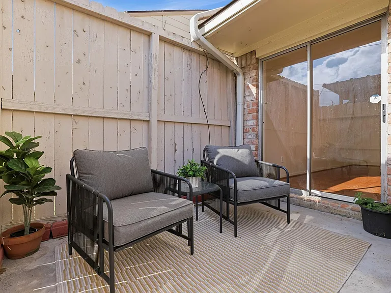 14121 Lost Meadow Ln — Photo 4