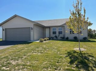 2961 Huntington Dr, Belvidere, IL 61008