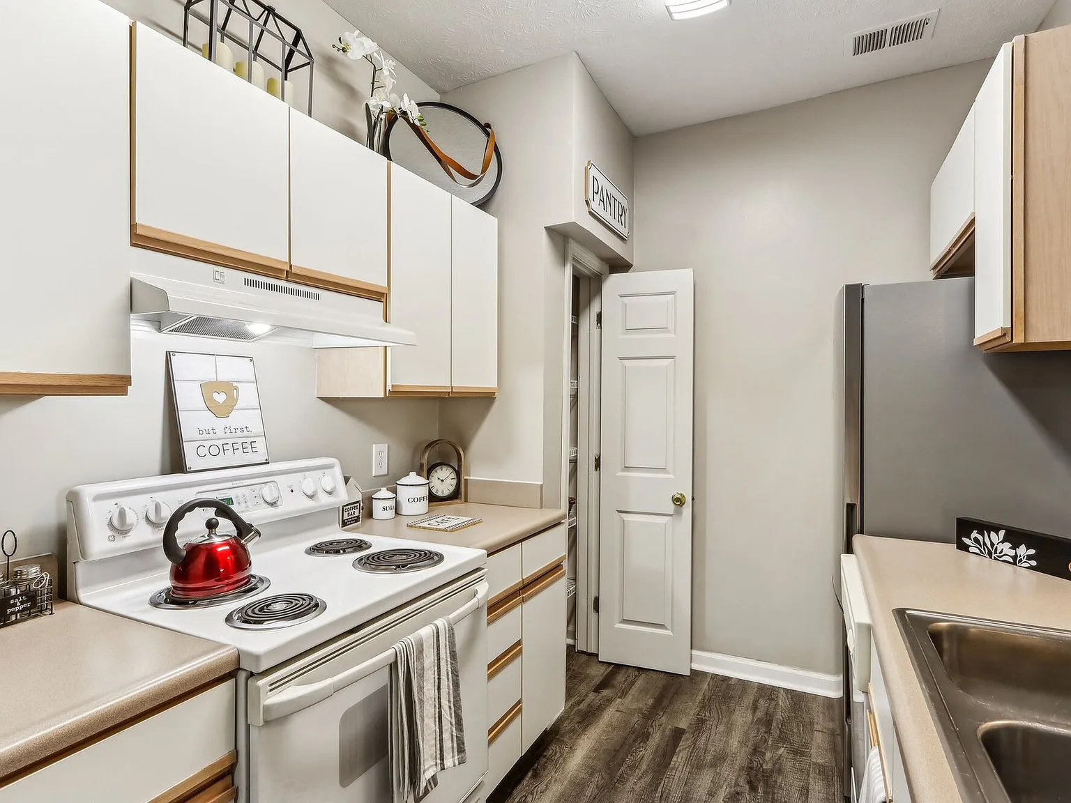 Washington Village Apartments — Photo 3