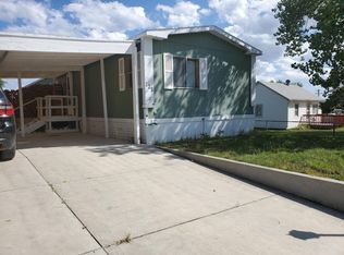 129 3rd Ave, Newcastle, WY 82701