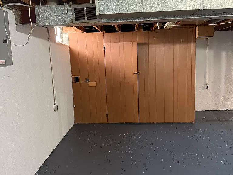 19405 Opal St — Photo 16
