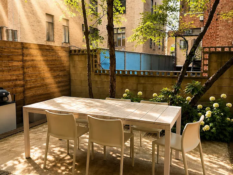 14 W 82nd St #GARDEN — Photo 4