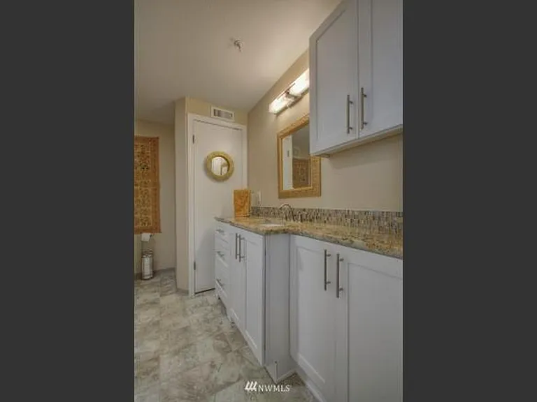 1140 Browns Point Blvd #6 — Photo 9